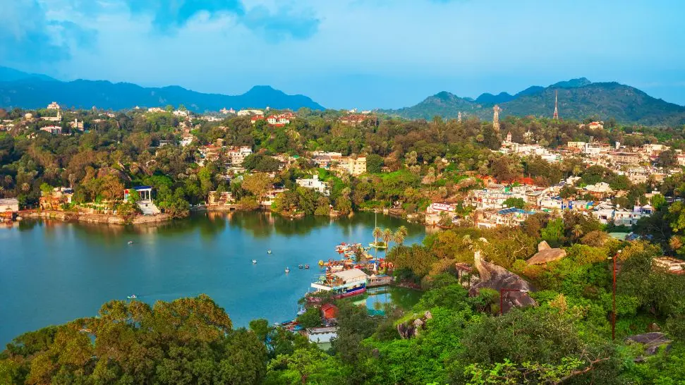 Mount Abu  is one of the best honeymoon places in India in December